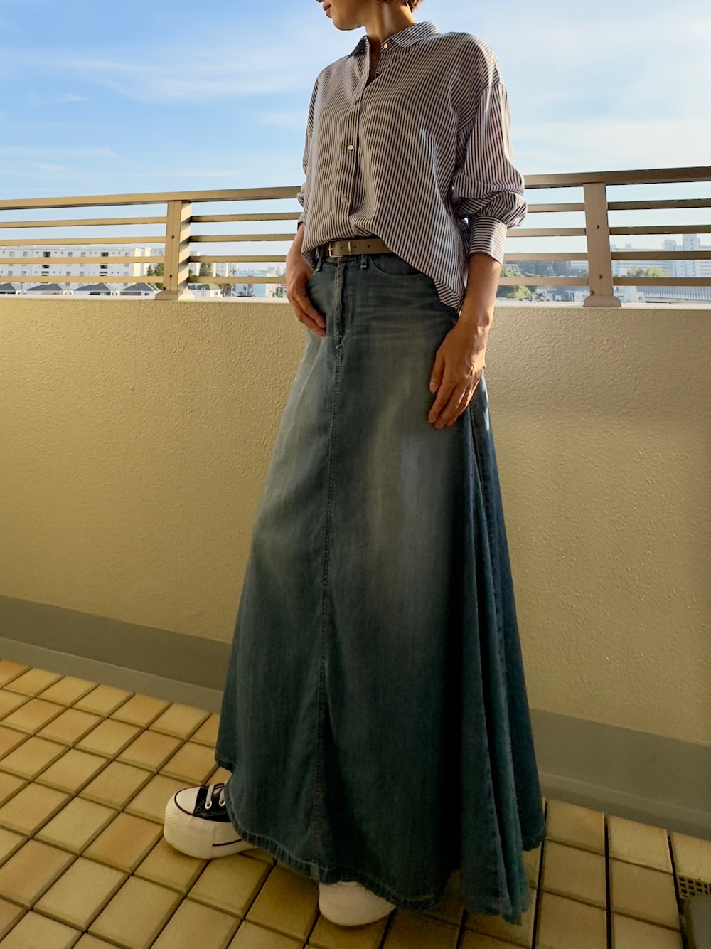 メタルループベルトを使った人気ファッションコーディネート - WEAR