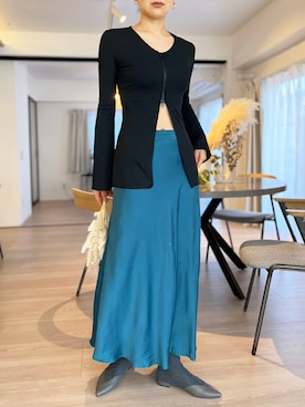 「スリット」｜「アイテム（その他）」を使った、Jewelobeさん（レディース・171cm）の春コーディネート