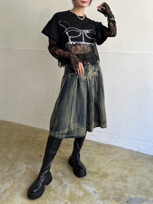 ビスチェプリントクロップドTシャツ×レーストップスセットアップ