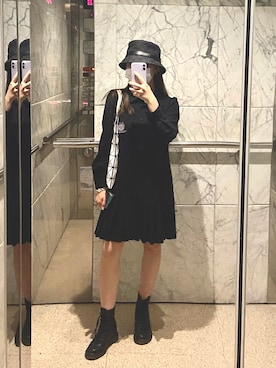 Yvonne Vong さんの（LOEWE | ロエベ）を使ったコーディネート