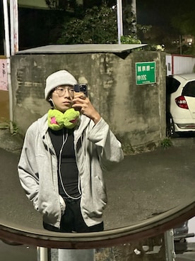 「アイテム（モッズコート、グレー系）」を使った、Yo_twさん（メンズ・182cm）の春コーディネート