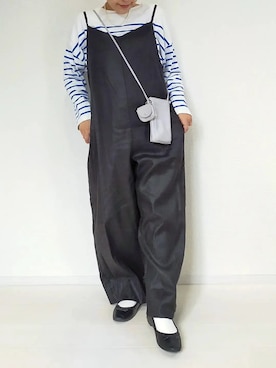 「PUAL CE CIN（ピュアルセシン）のアイテム（サロペット/オーバーオール）」を使った、カナエさん（レディース・150cm）の秋コーディネート
