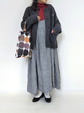 「タートルネック」｜「アイテム（エコバッグ/サブバッグ）」を使った、カナエさん（レディース・150cm）の秋コーディネート
