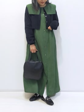 「ビットローファー」｜「アイテム（ワンピース）」を使った、カナエさん（レディース・150cm）の秋コーディネート