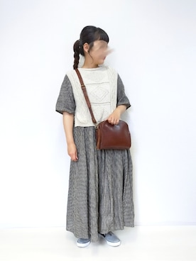 「刺繍」｜「アイテム（スリッポン）」を使った、カナエさん（レディース・150cm）の夏コーディネート