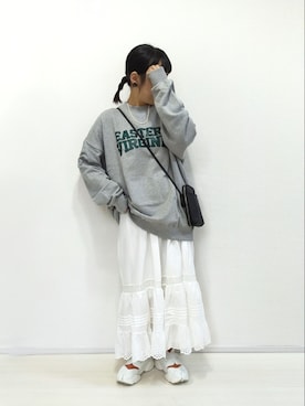 「ISOOK（アイスー）のアイテム（スウェット）」を使った、カナエさん（レディース・150cm）の春コーディネート