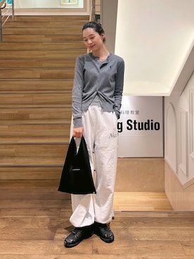 「アイテム（スウェットパンツ）」を使った、Rannaさん（レディース・166cm）の春コーディネート