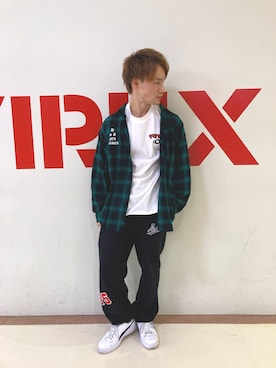 「AVIREX（アヴィレックス）のアイテム（スウェットパンツ）」を使った、RYOさん（メンズ・163cm）の春コーディネート