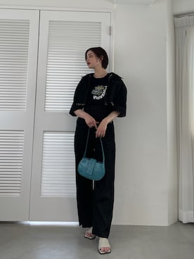 「EMODA（エモダ）のアイテム（オールインワン・サロペット）」を使った、永田沙織(EMODA)さん（レディース・163cm）の春コーディネート