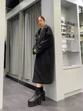 「EMODA（エモダ）のアイテム（その他アウター）」を使った、永田沙織(EMODA)さん（レディース・163cm）の秋コーディネート
