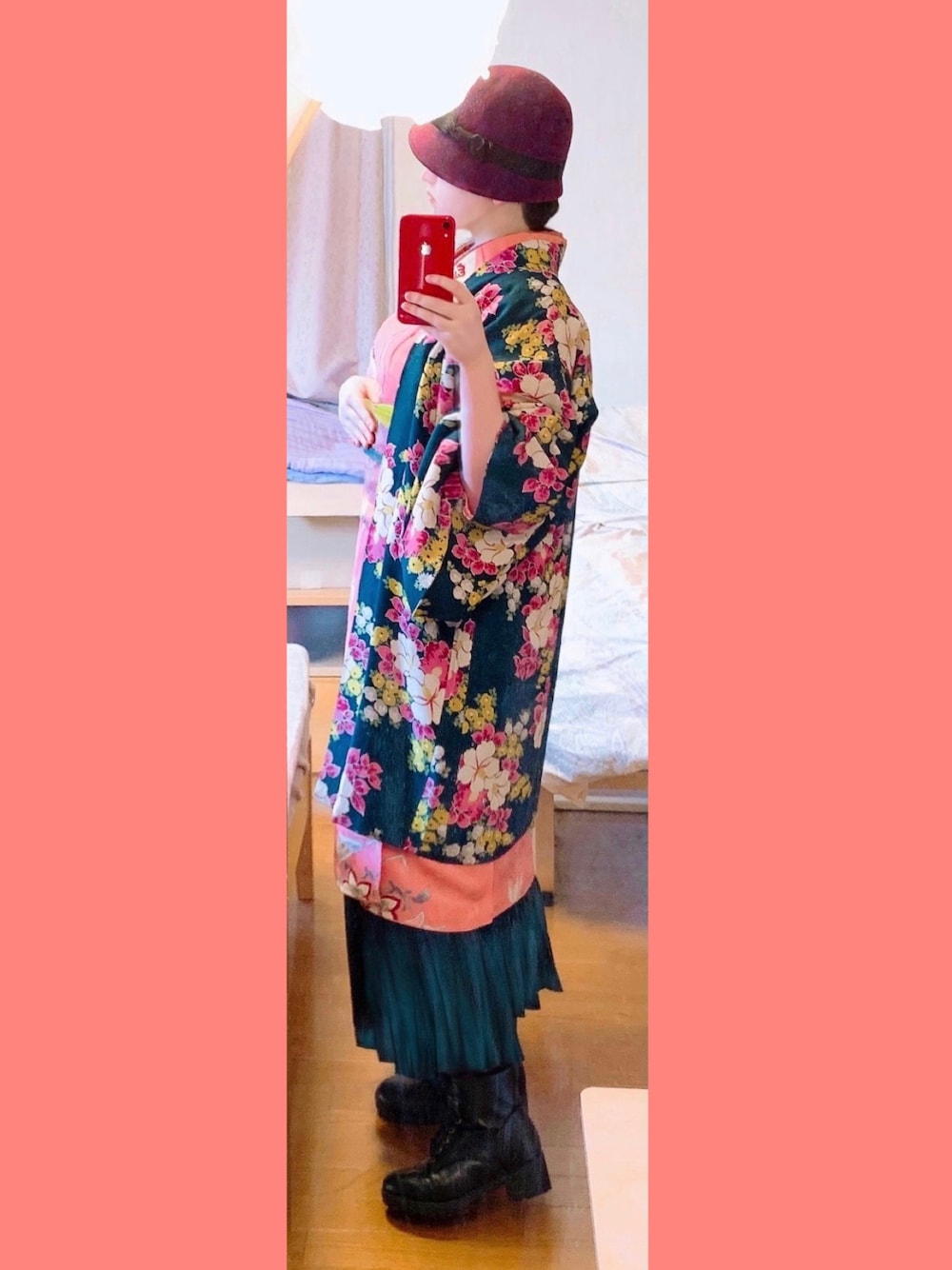 「UNIQLO、しまむら、着物、レトロ、アンティーク着物、和洋折衷、大正浪漫、着物×ブーツ、アンティーク羽織、モガ」｜「USEDのアイテム（ハット、パープル系）」を使った、つむぎさん（レディース・160cm）の秋コーディネートの1枚目の写真