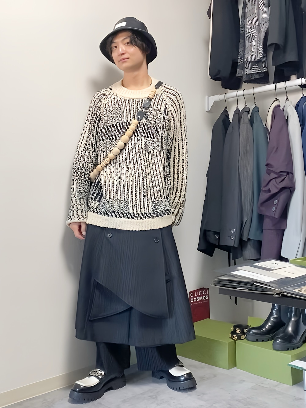「春めき満開コーデ、低身長、低身長コーデ、163cm、JANJANVANESSCHE、nanoart、GUCCI、春コーデ」｜「nanoartのアイテム（スカート、ブラック系）」を使った、ざわ_低身長男子styleさん（メンズ・163cm）の春コーディネートの1枚目の写真