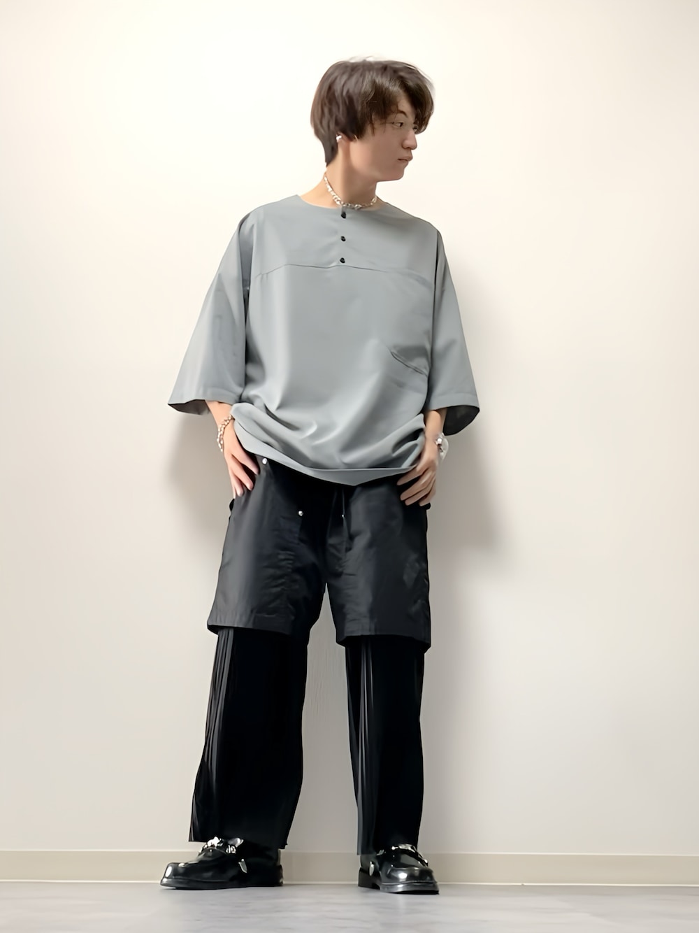 「低身長、低身長コーデ、163cm、夏コーデ、VOAAOV、WYM、LOWRYS FARM、TOGA」｜「VOAAOVの【VOAAOV】Summer Wool Like henry Neck Pullover（Tシャツ/カットソー、グレー系）」を使った、ざわ_低身長男子styleさん（骨格ストレート・メンズ・163cm）の夏コーディネートの1枚目の写真