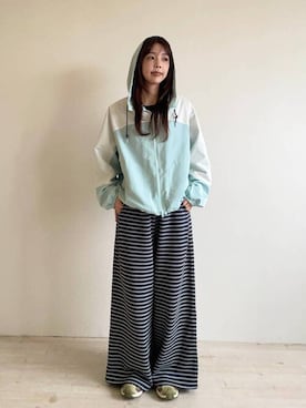 「JEANASIS（ジーナシス）のハイショクマウンテンパーカー/1069811（マウンテンパーカー、グリーン系）」を使った、フィーさん（レディース・164cm）の秋コーディネート