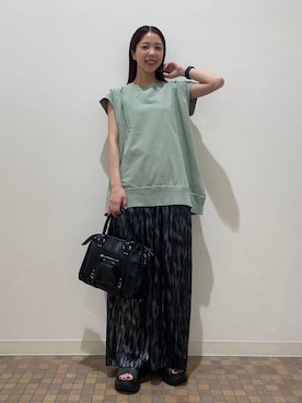 「JEANASIS（ジーナシス）のアイテム（サンダル）」を使った、フィーさん（レディース・164cm）の夏コーディネート