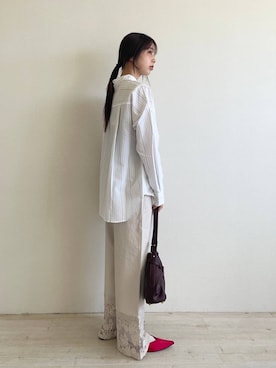 「eL（エル）の【eL】Wrap Bag/1063215（ショルダーバッグ、レッド系）」を使った、フィーさん（レディース・164cm）の秋コーディネート
