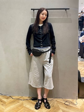 「eL（エル）のアイテム（シューズ）」を使った、フィーさん（レディース・165cm）の春コーディネート