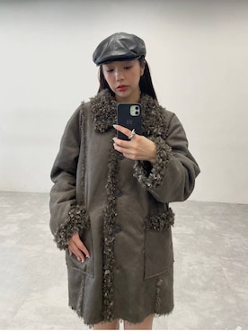 「アイテム（ムートンコート）」を使った、フィーさん（レディース・164cm）の秋コーディネート