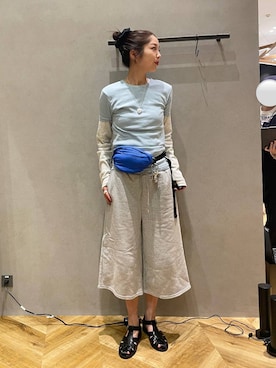 「eL（エル）のアイテム（シューズ）」を使った、フィーさん（レディース・165cm）の春コーディネート