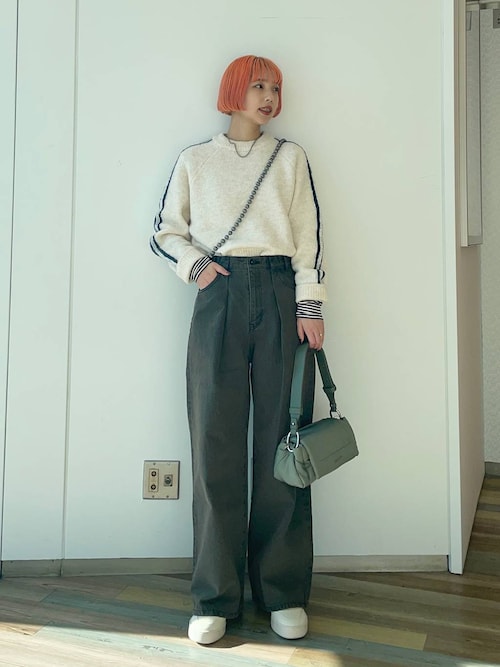 JEANASIS ルミネエストフィーさんのTシャツ/カットソー「スムーステレコUネックLS TEE/103372(JEANASIS|ジーナシス)」を使ったコーディネート