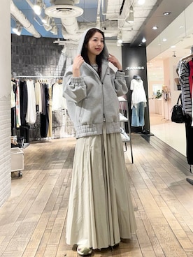 「JEANASIS（ジーナシス）のアイテム（ブルゾン）」を使った、フィーさん（レディース・165cm）の春コーディネート