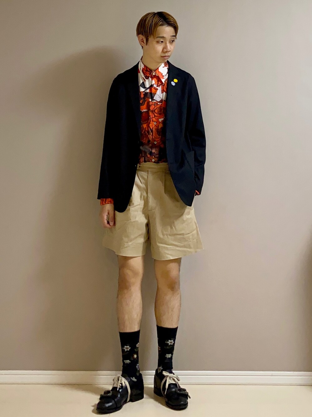 「ハーフパンツ、シャツスタイル、ジャケット、革靴、キレイめ、green label relaxing、Paul Smith、onitsuka tiger×andrea pompilio、GUCCI」｜「Onitsuka Tiger × ANDREA POMPILIOのオニツカタイガー ショート Onitsuka Tiger SHORT (OKP272)（その他パンツ、ベージュ系）」を使った、Honeyさん（メンズ・176cm）の夏コーディネートの1枚目の写真