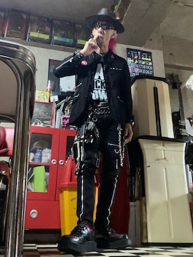 「アイテム（アナログ腕時計）」を使った、Takaya さん（メンズ・172cm）の秋コーディネート