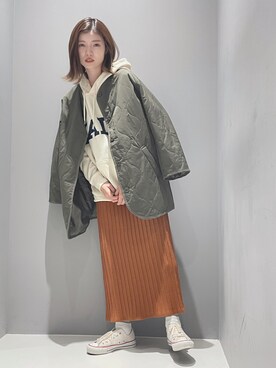 「SEVENDAYS=SUNDAY（セブンデイズサンデイ）のアイテム（パーカー）」を使った、hikaruさん（レディース・160cm）の秋コーディネート