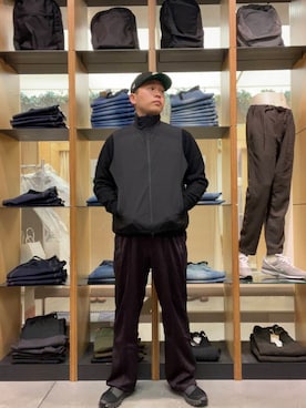 「アイテム（ダウンベスト）」を使った、井上凌介さん（メンズ・180cm）の冬コーディネート