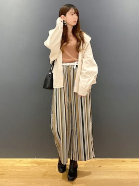 「ビッグシャツ」｜「アイテム（ジャケット/アウター）」を使った、nahoさん（レディース・166cm）の夏コーディネート