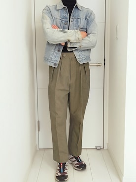 NEATのスラックス（グレー系）を使った人気ファッションコーディネート