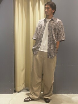「CRAFT STANDARD BOUTIQUE（クラフトスタンダードブティック）のSNOW CAMO パンツ　＊（その他パンツ）」を使った、松田彬斉さん（メンズ・180cm）の夏コーディネート