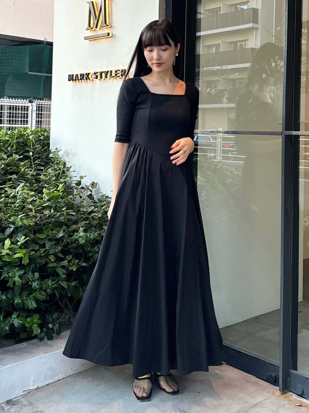 【新品】LAGUNAMOON ラグナムーン オケージョンドレス ブラック S LAGUNAMOON（ラグナムーン）の「LADYバルーンレースドレス（ドレス