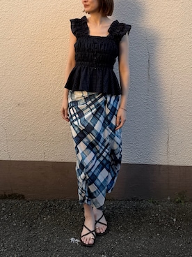 「LAGUNAMOON（ラグナムーン）のメタルリングストラップサンダル（その他シューズ、ブラウン系）」を使った、藤井さん（レディース・167cm）の春コーディネート