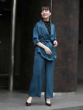 「LAGUNAMOON（ラグナムーン）のLADYコンフォートパンプス（パンプス）」を使った、藤井さん（レディース・166cm）の冬コーディネート