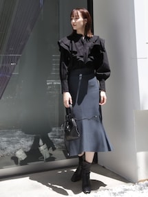 フリルピンタックデザインブラウス｜ラグナムーン（LAGUNAMOON）公式