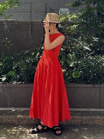 ジオメトリックフォルムニットワンピース｜ラグナムーン