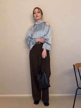 「LAGUNAMOON（ラグナムーン）のアイテム（シャツ/ブラウス）」を使った、藤井さん（レディース・167cm）の秋コーディネート