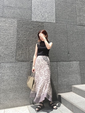 「LAGUNAMOON（ラグナムーン）のアイテム（ブレスレット）」を使った、藤井さん（レディース・166cm）の夏コーディネート