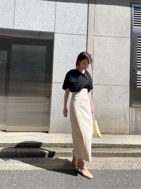 「LAGUNAMOON（ラグナムーン）の【JAMIRAY】レザー巾着BAG（ハンドバッグ）」を使った、藤井さん（レディース・166cm）の春コーディネート