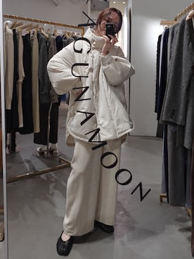 「ホワイトパンツ」｜藤井さん（レディース・167cm）の秋コーディネート