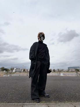 「LOEWE（ロエベ）のアイテム（パンツ）」を使った、ランサムウェア油淋鶏さん（メンズ・175cm）の春コーディネート