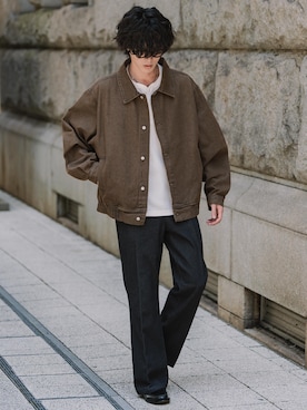 「Rocky Monroe（ロッキーモンロー）のセミワイド2タックストレートスラックス（スラックス、ブラック系）」を使った、Rocky Monroeさん（レディース・173cm）の秋コーディネート
