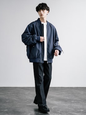 「アイテム（MA-1）」を使った、Rocky Monroeさん（メンズ・173cm）の秋コーディネート