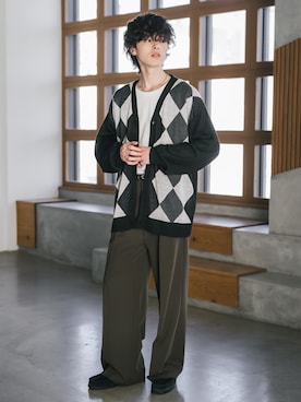 「Rocky Monroe（ロッキーモンロー）のフェイクレザーフックベルト（ベルト、シルバー系）」を使った、Rocky Monroeさん（メンズ・173cm）の春コーディネート