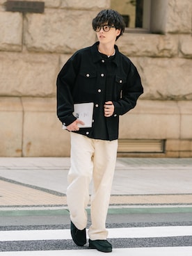 「アイテム（デニムジャケット）」を使った、Rocky Monroeさん（メンズ・173cm）の秋コーディネート
