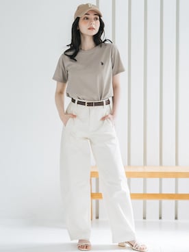 「U.S. POLO ASSN.（ユーエスポロアッスン）のU.S. POLO ASSN. W's 別注コラボワンポイントロゴ刺繍半袖Tシャツ（Tシャツ/カットソー、ベージュ系）」を使った、Rocky Monroeさん（メンズ・173cm）の春コーディネート