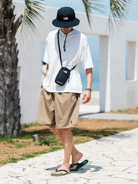 「U.S. POLO ASSN.（ユーエスポロアッスン）のU.S. POLO ASSN. ユーエスポロアッスン 別注コラボ 水陸両用 接触冷感 ワンポイントロゴ刺繍イージーショートパンツ（その他パンツ、ベージュ系）」を使った、Rocky Monroeさん（メンズ・173cm）の春コーディネート