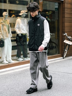 「Rocky Monroe（ロッキーモンロー）のルーズシルエットワイドデニムパンツ（デニムパンツ、ブラック系）」を使った、Rocky Monroeさん（メンズ・172cm）の夏コーディネート