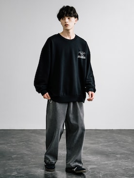 「アイテム（ウォレットチェーン）」を使った、Rocky Monroeさん（メンズ・173cm）の秋コーディネート